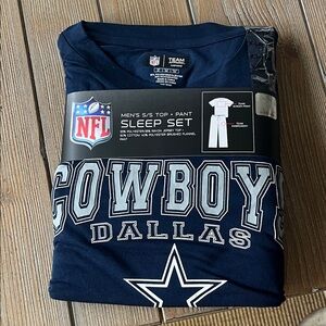 NFL Dallas Cowboys Navy Sleep Set